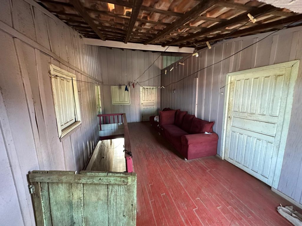 c6b48973-e5e2-4325-91d7-642f41bfb4f5